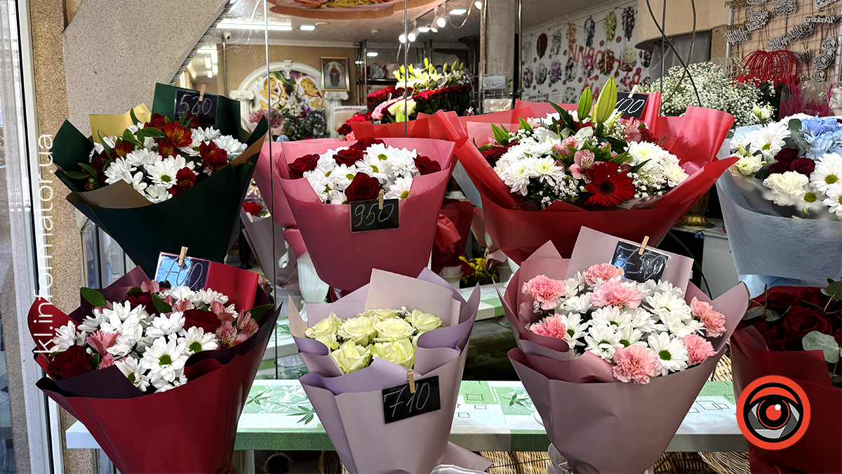 Тюльпани, троянди та хризантеми: скільки вартують квіти у Коломиї перед 8 березня 6