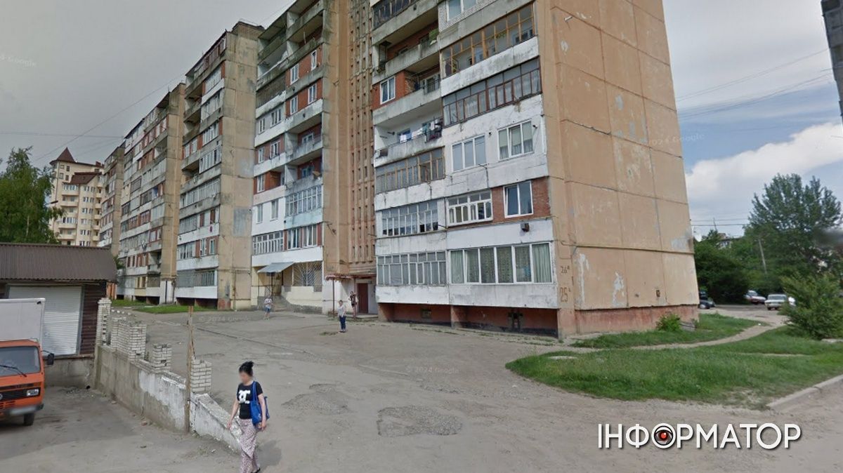 Хто за безцінь орендує приміщення, якими володіє Коломийська громада 4