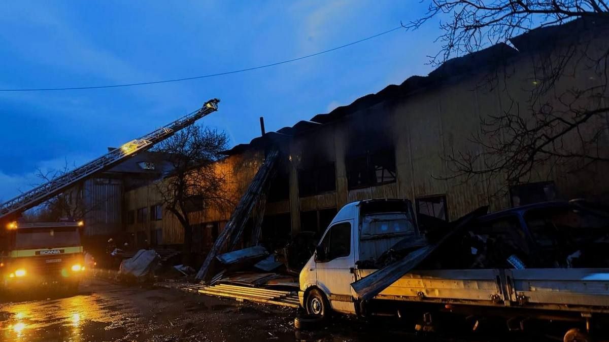 Пожежа СТО у Калуші