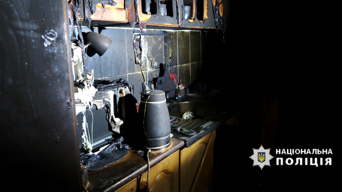 Що присудили чоловіку, який після поминок напідпитку підпалив будинок знайомого у Яблуниці 1