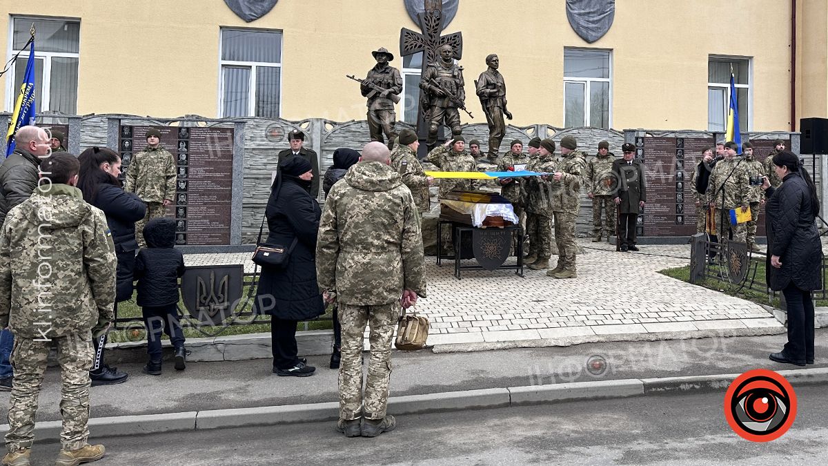 У Коломиї "на щиті" зустріли Героя Андрія Варчука 13