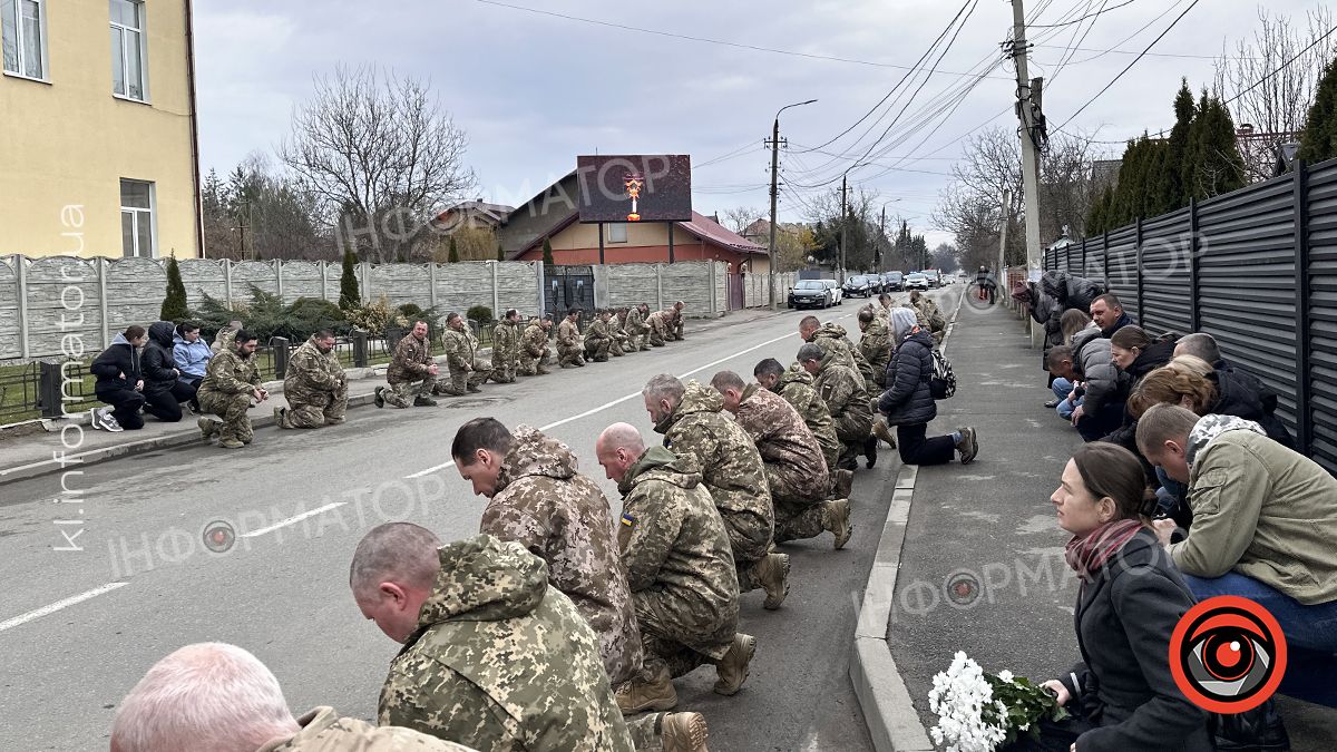 У Коломиї "на щиті" зустріли Героя Андрія Варчука 2