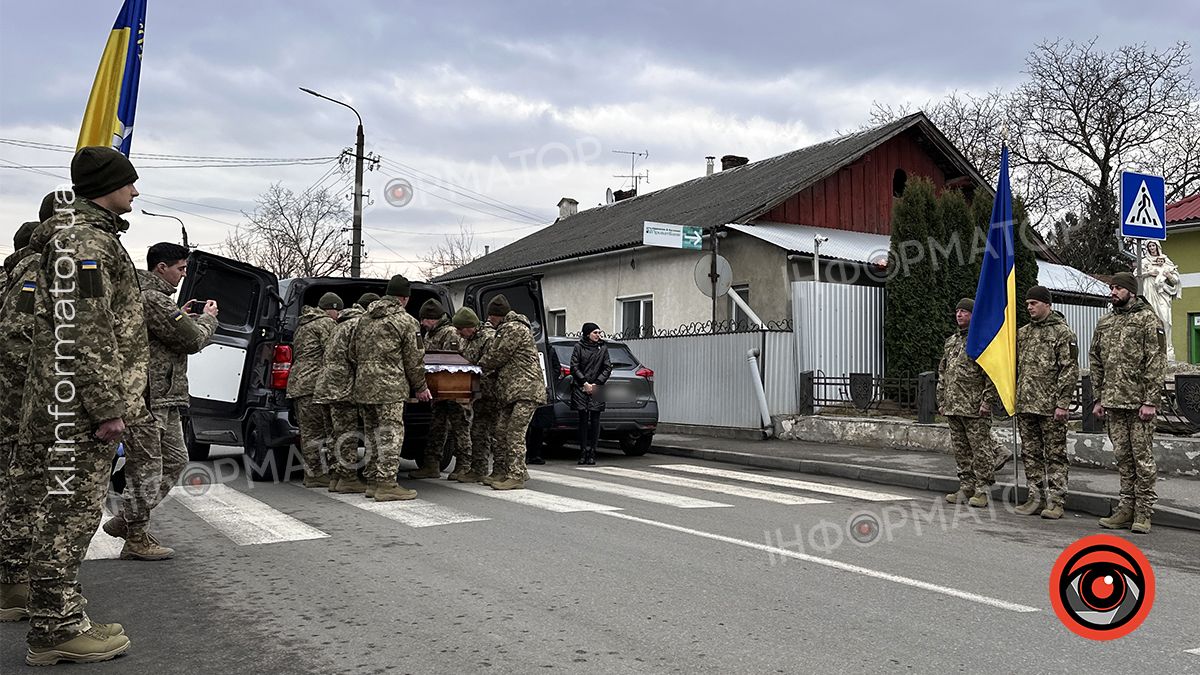 У Коломиї "на щиті" зустріли Героя Андрія Варчука 5