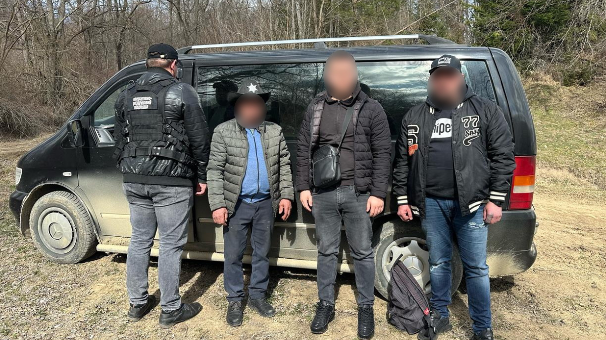Мандрівка горами за 13 тис €: прикордонники затримали прикарпатця, який незаконно намагався потрапити до Румунії