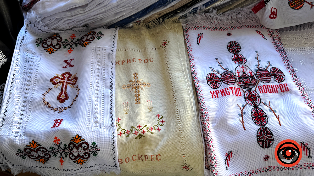 Коломийський ринок вишиванок: місце, де традиції минулого поєднуються із сучасністю 4