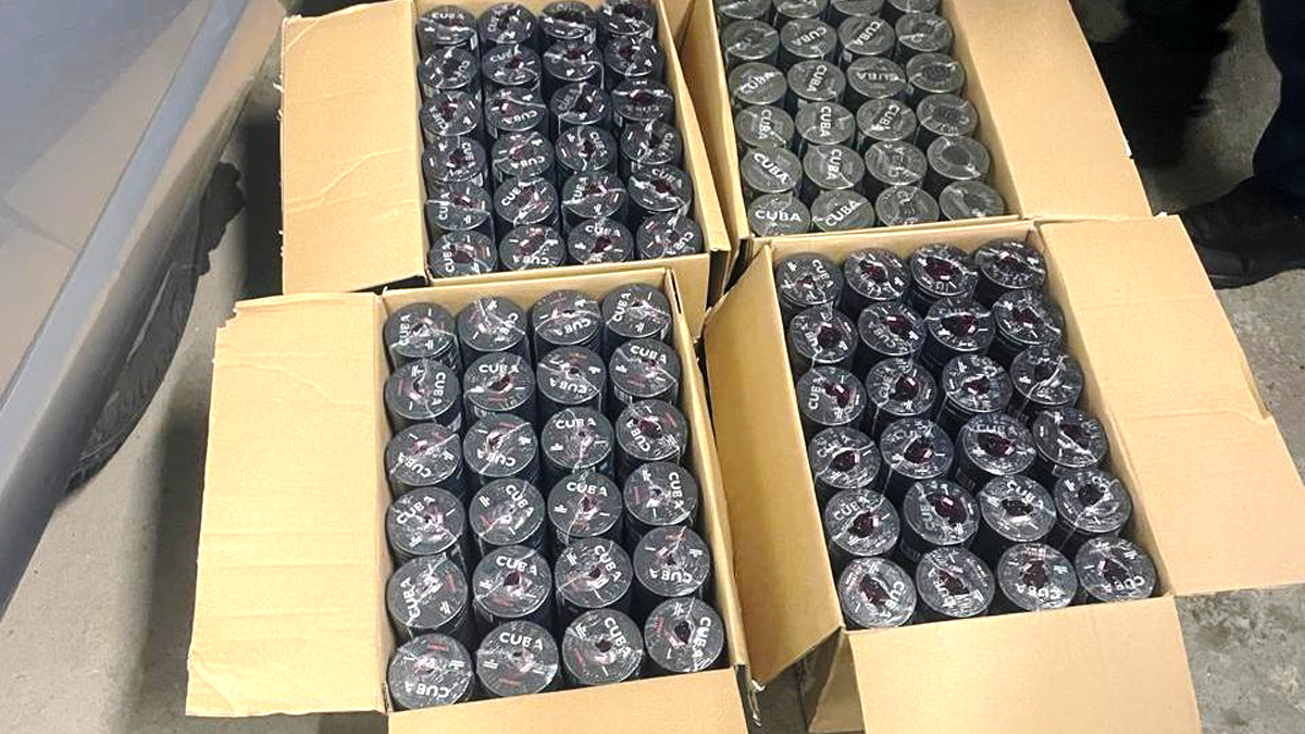 У «Раві-Руській» в автівці виявили майже 1500 упаковок снюсу 1