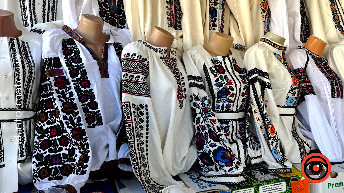 Коломийський ринок вишиванок: місце, де традиції минулого поєднуються із сучасністю 3