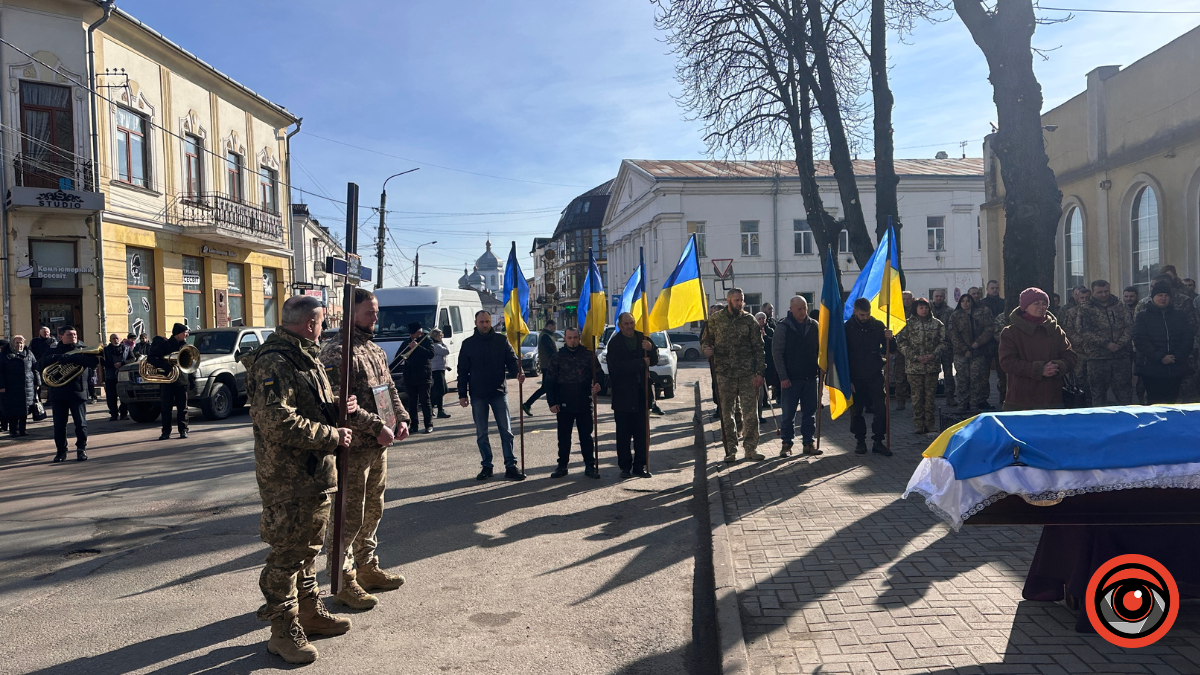 У Коломийську громаду назавжди повернувся полеглий Герой Роман Качелюк 6