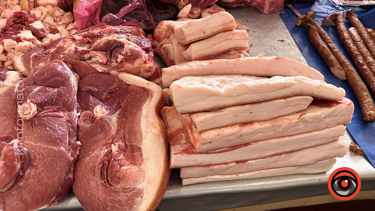 Скільки коштують м'ясні вироби перед Великоднем у Коломиї? 9