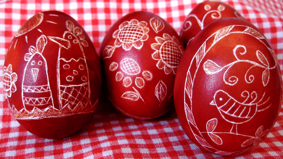 Чим відрізняються Великодні яйця: крашанки, писанки, дряпанки, крапанки та мотанки 3