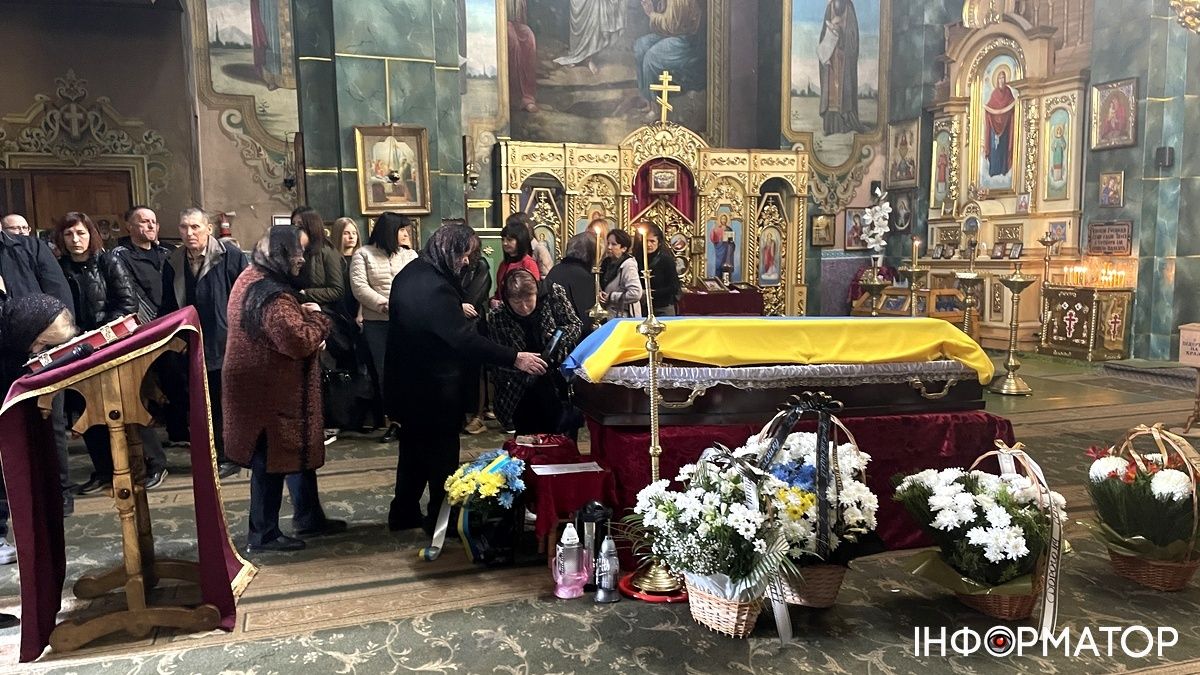 Коломия попрощалася із Героєм Сергієм Хріновським 2