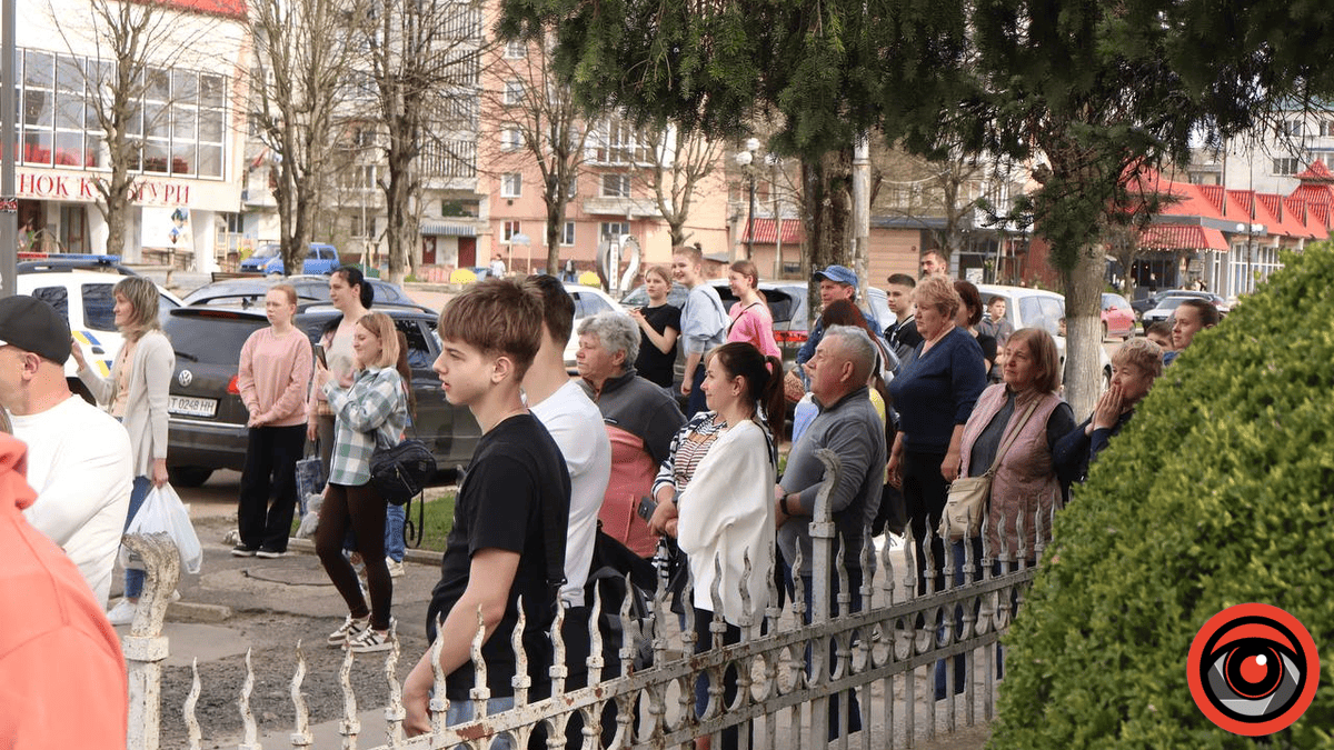 Понад 2,5 роки полону: до рідного міста на Прикарпатті повернувся воїн Олександр Медвідь 5