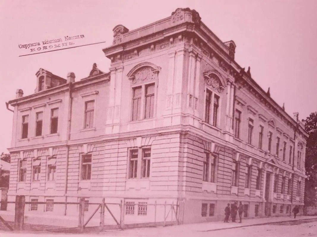 8 неймовірних історій коломийських будинків 10