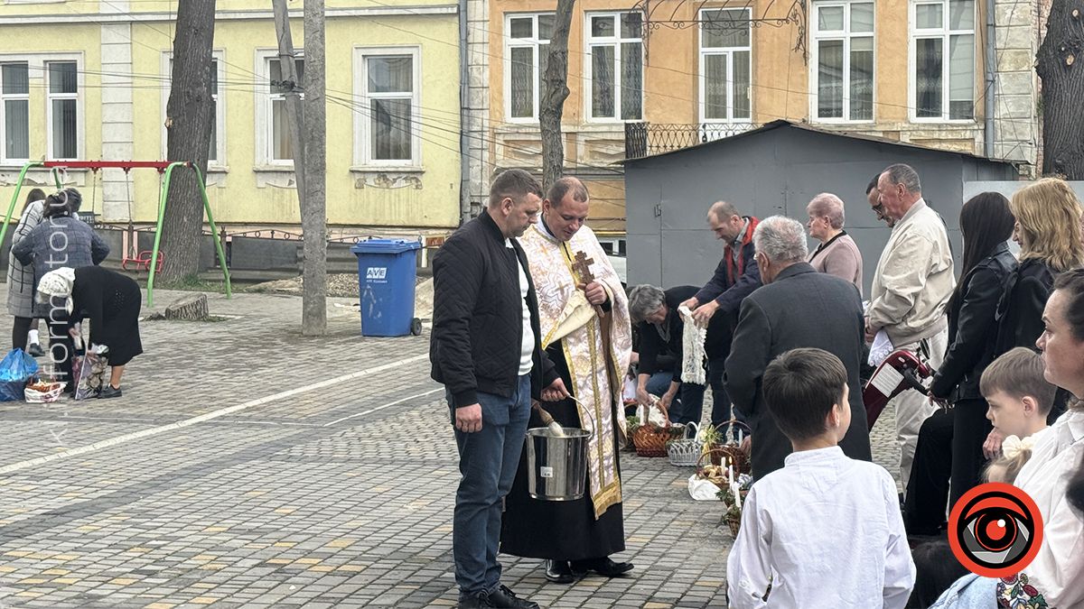Як у храмах Коломиї освячували великодні кошики | Фоторепортаж 3