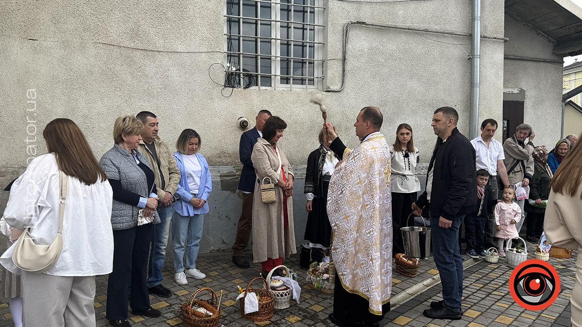 Як у храмах Коломиї освячували великодні кошики | Фоторепортаж 10