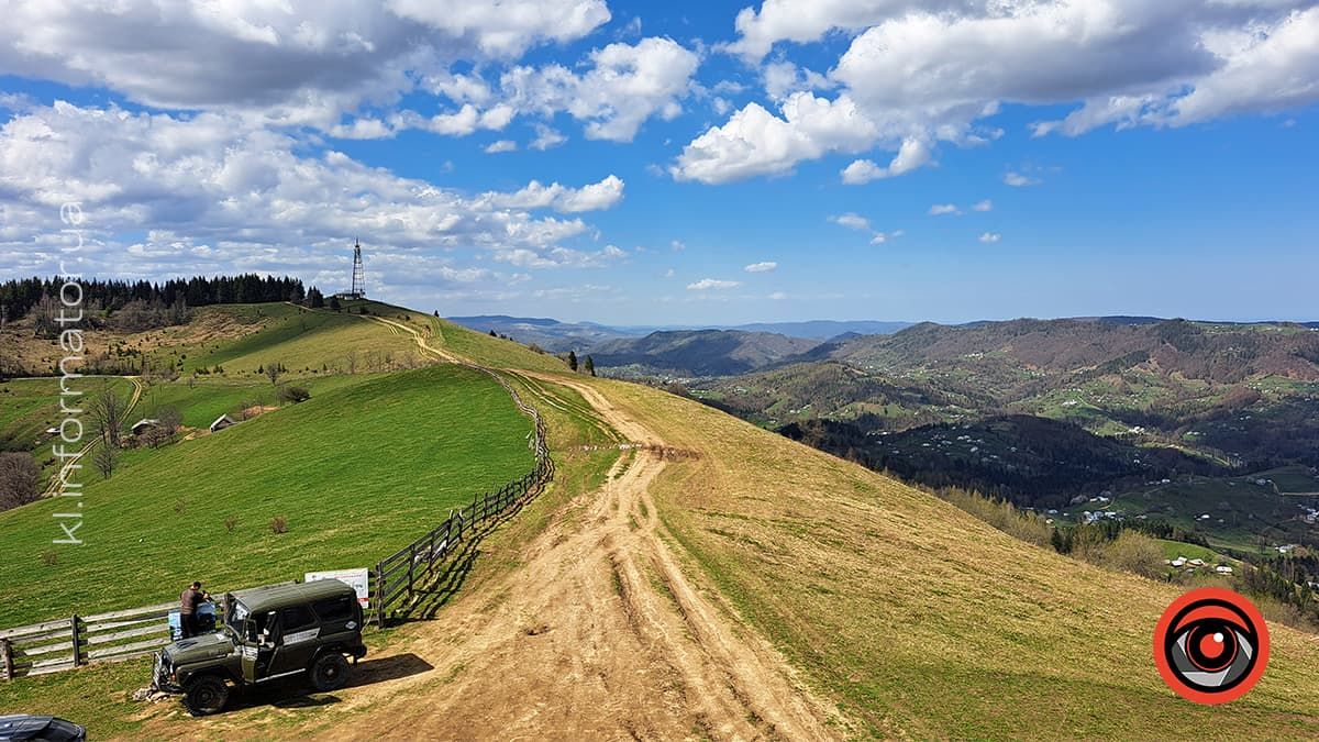 Річка-де-Жанейро: триметрова статуя Ісуса Христа на Косівщині 4