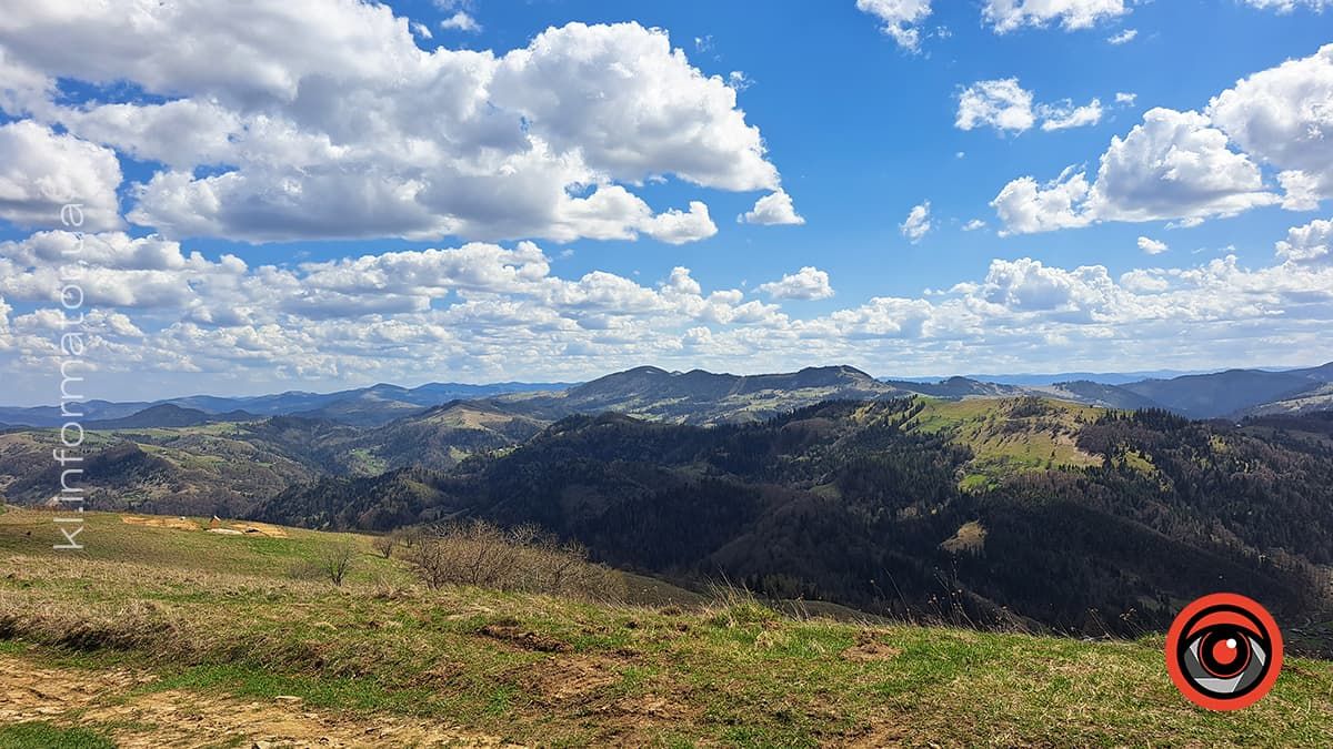 Річка-де-Жанейро: триметрова статуя Ісуса Христа на Косівщині 15