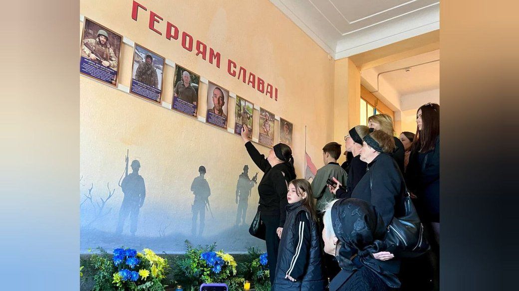 Фото директорки Отинійського ліцею Мирослави Угринчук