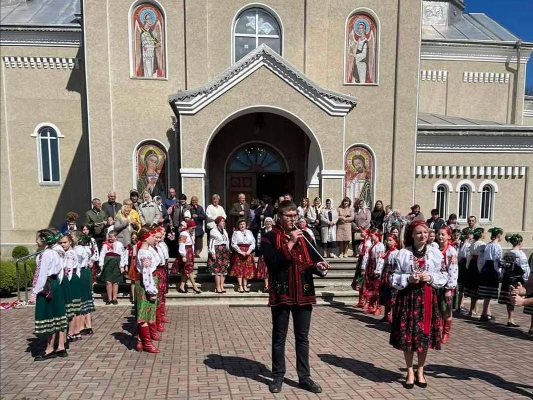 Як на Коломийщині водили Великодні гаївки 4