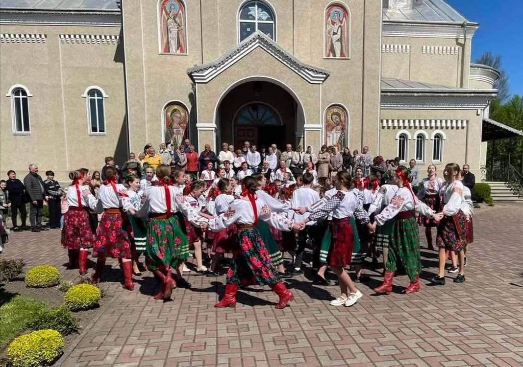Як на Коломийщині водили Великодні гаївки 5