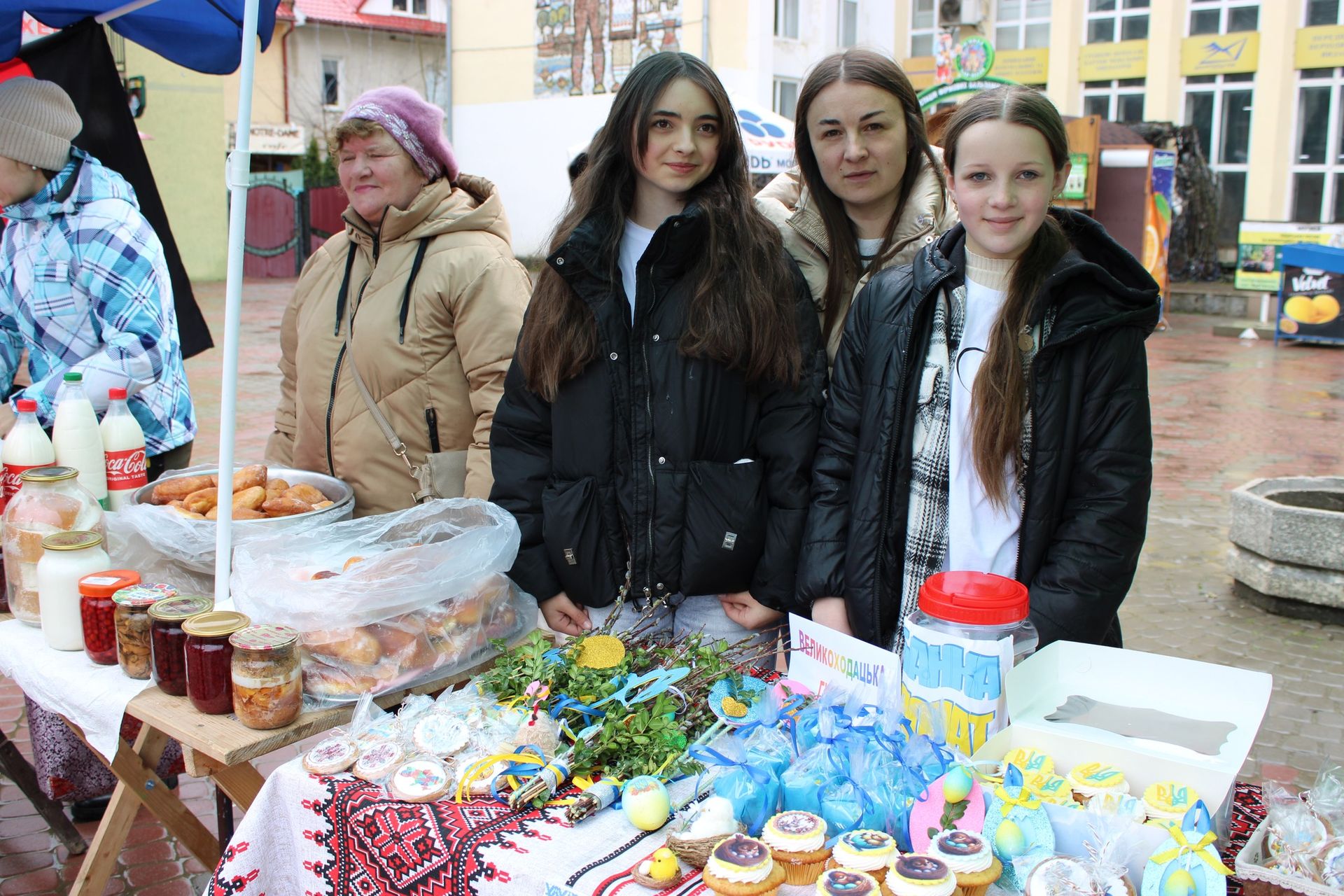 У Верховині на благодійному ярмарку зібрали 80 тис грн 3