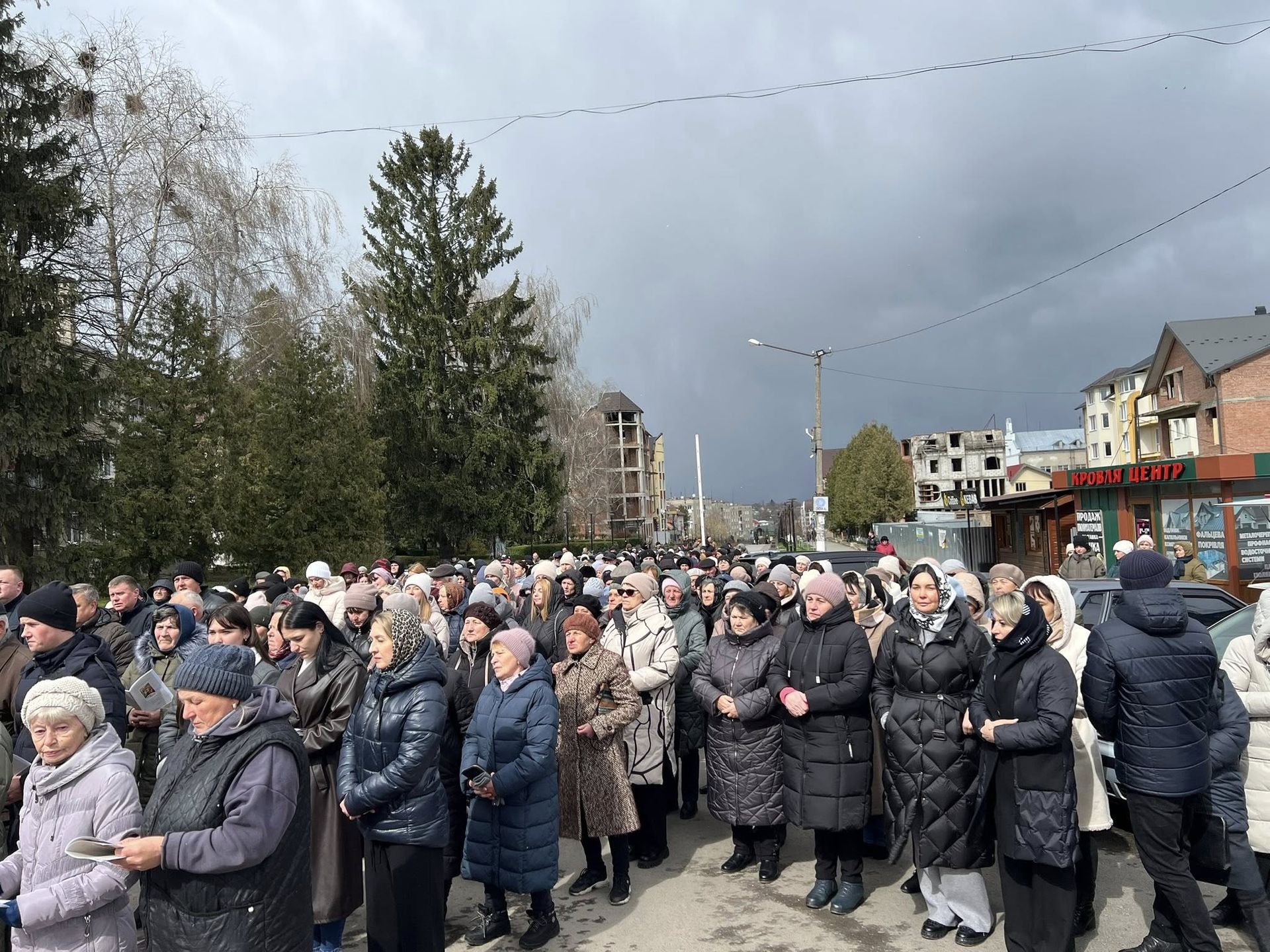 У Городенці відбулась Хресна дорога за мир 2