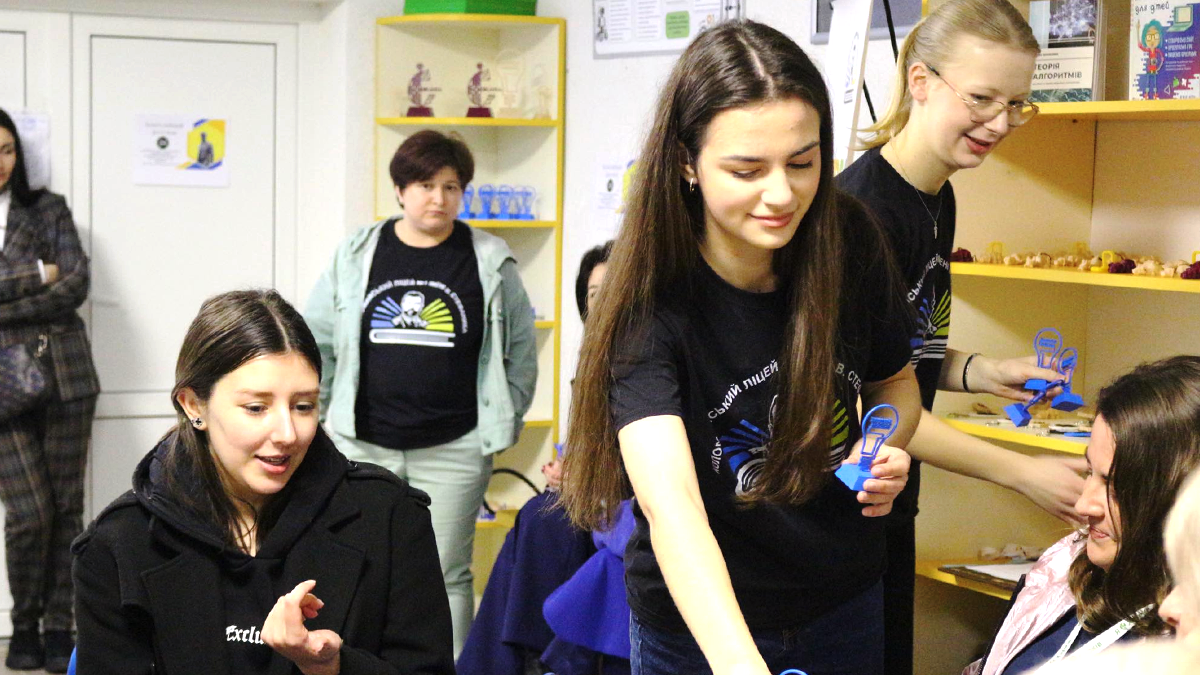 У Коломийському ліцеї №1 відкрили освітній коворкінг 1