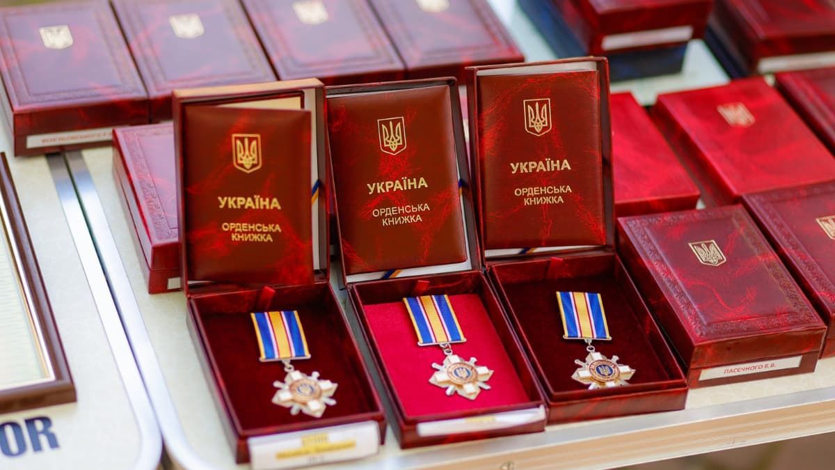 Орденами "За мужність" ІІІ ступеня посмертно нагородили воїнів з Городенківщини