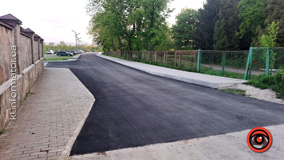 У Коломиї заасфальтували заїзд до шевченківського озера 1