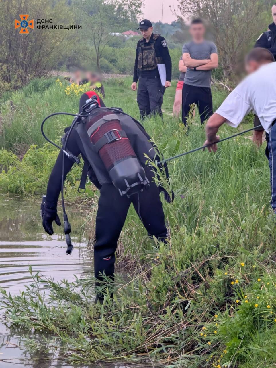 Зі ставка в селі Тростянець витягли тіло дитини 1