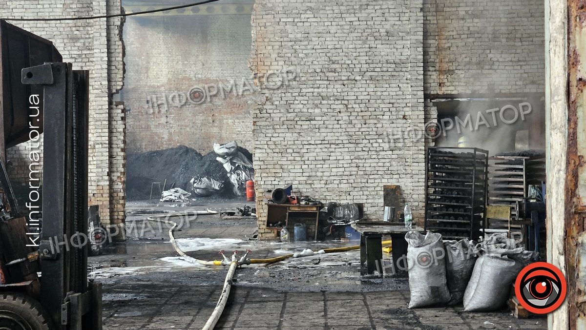 На колишньому заводі в Коломиї сталася пожежа 8