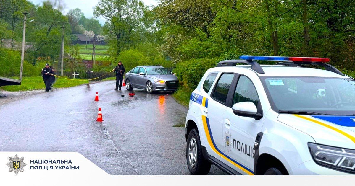 ДТП на Косівщині: мотоцикліст врізався в Audi 1