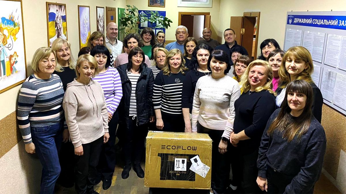 Косівська громада передала дві зарядні станції для ТрО 1