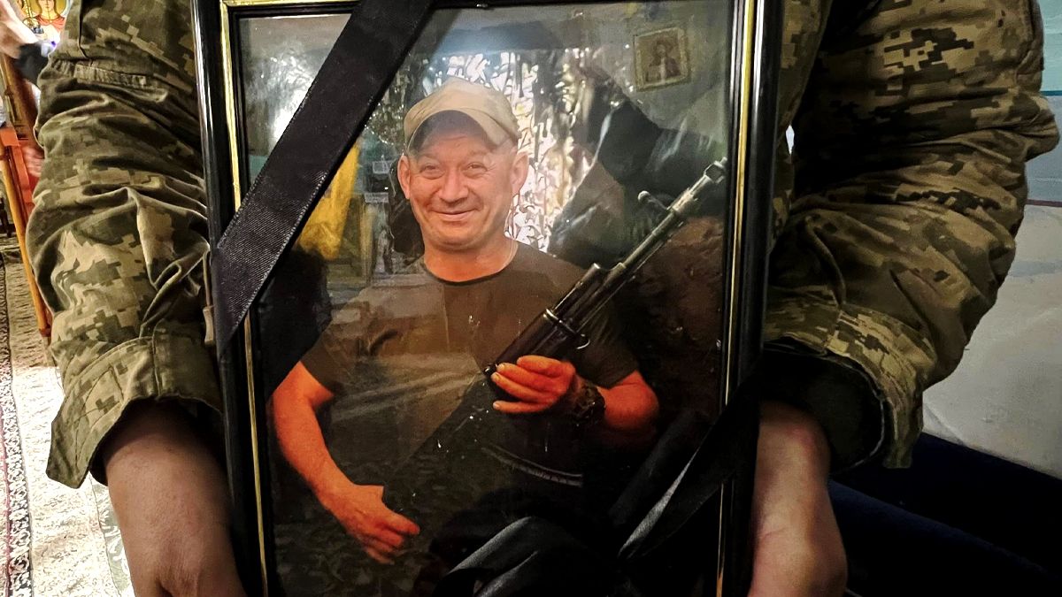 На Городенківщині попрощалися з загиблим воїном Мирославом Кочергою