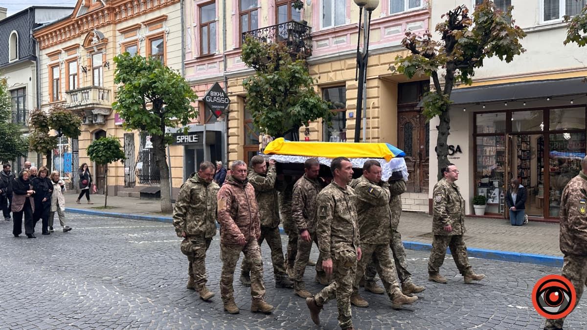 У Коломиї попрощались з Героєм Віктором Балатюком 7