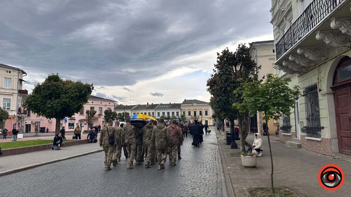 У Коломиї попрощались з Героєм Віктором Балатюком 10