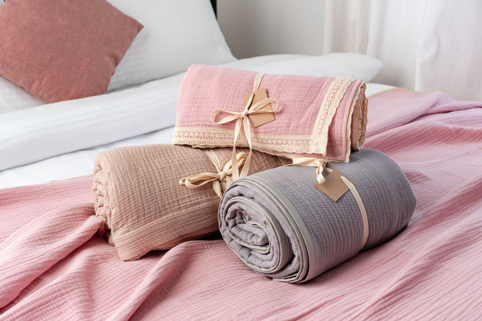 Покривало як акцент: додаємо індивідуальність в інтер’єр 1