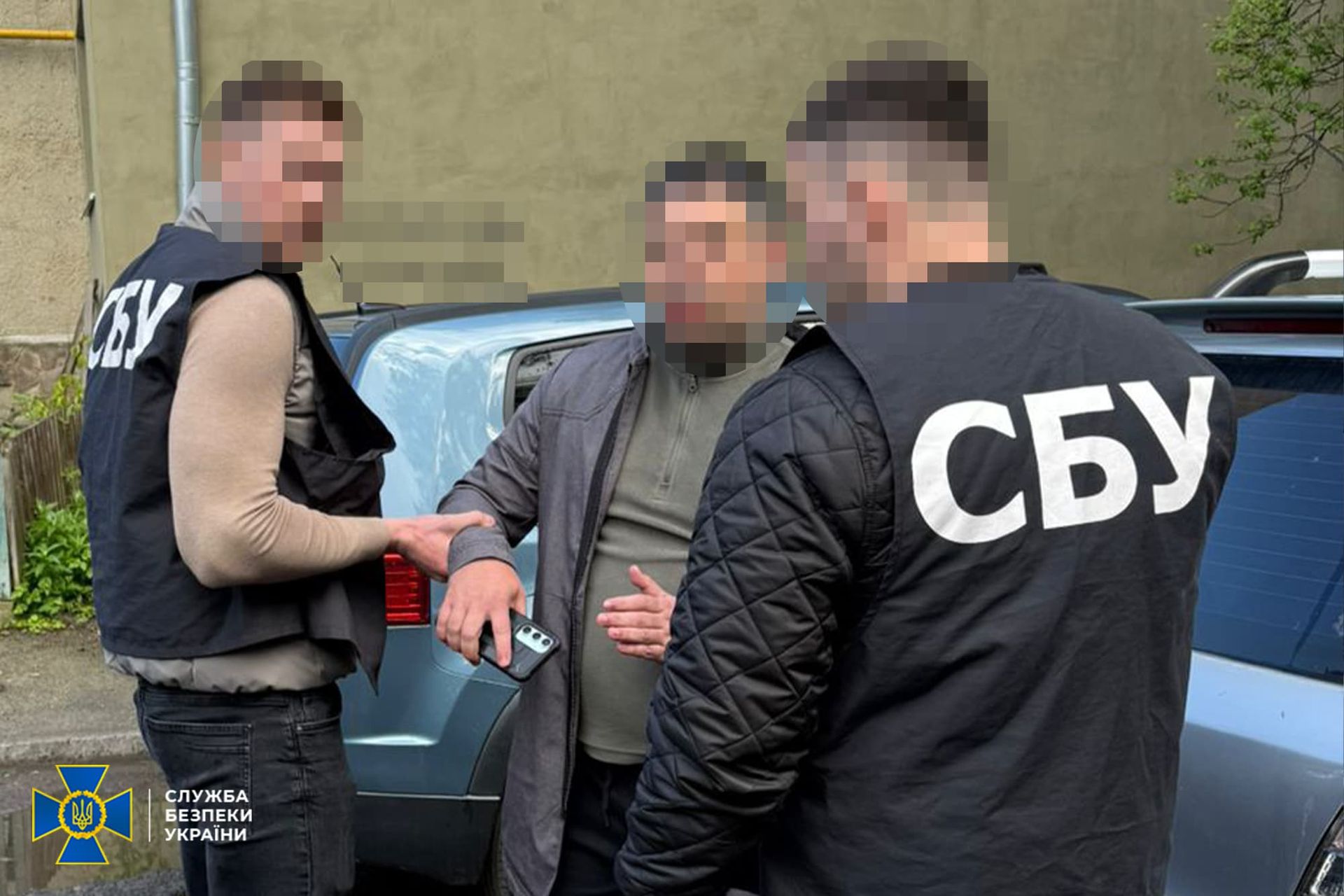 На Прикарпатті викрили прикордонника, який "зливав" інформацію з баз даних Держприкордонслужби 1