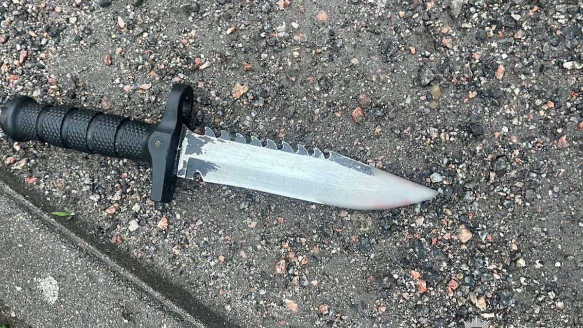 Прикарпатець ударив ножем свого знайомого під час посиденьок у Вінниці