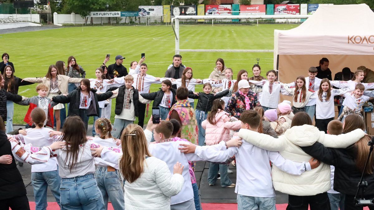 Як у Коломиї пройшла етно-вечірка "Вишиванка Vibe". Фото