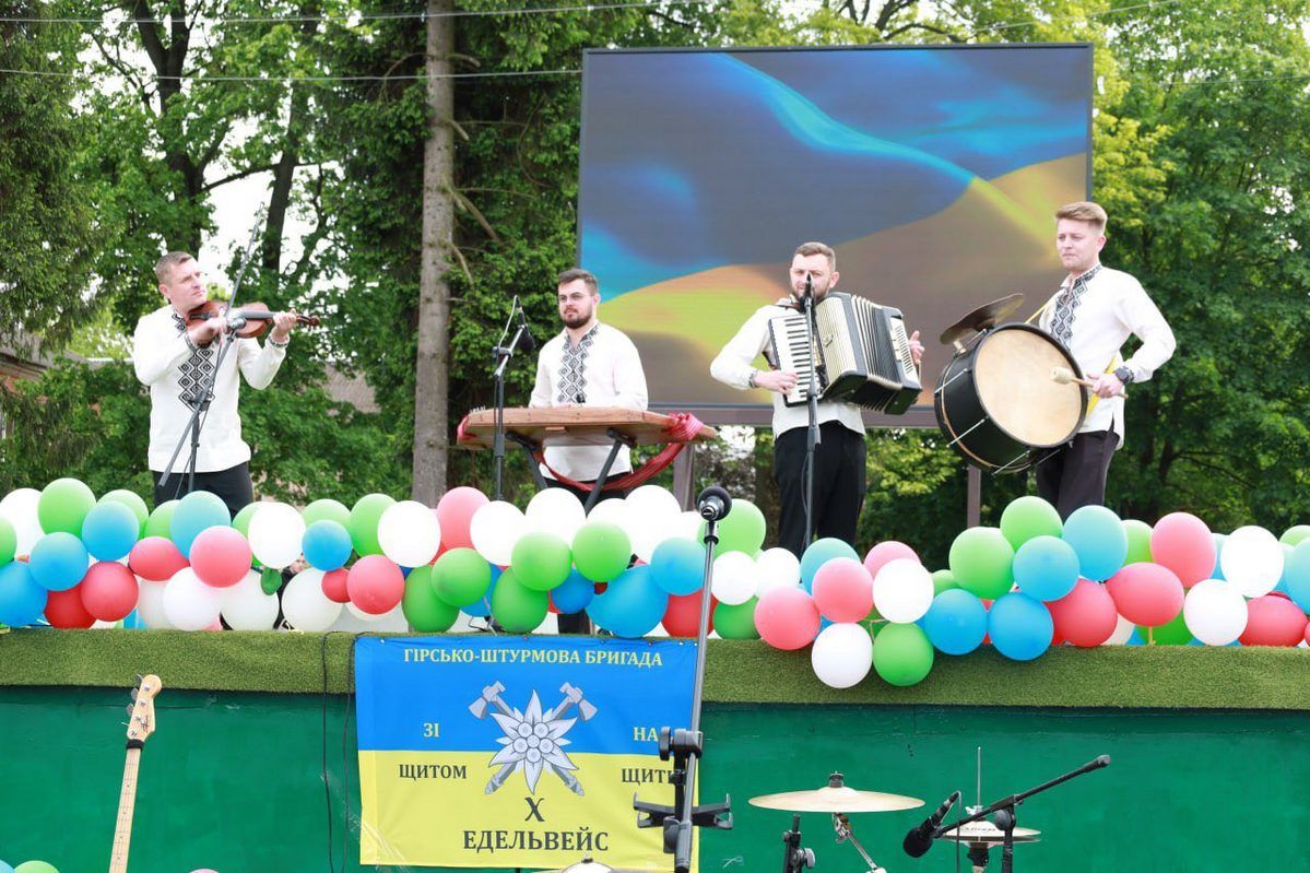 Як у Коломиї пройшла етно-вечірка "Вишиванка Vibe". Фото 6