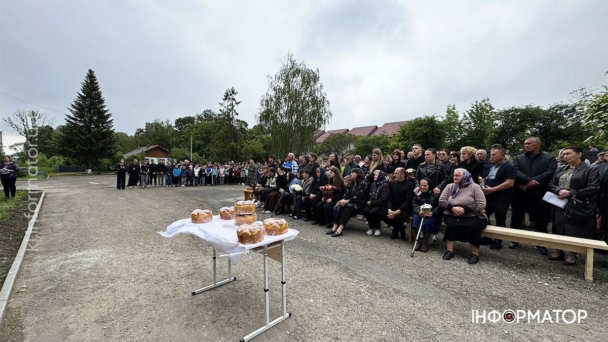 На стінах Коршівського ліцею відкрили меморіальні дошки загиблим випускникам 14