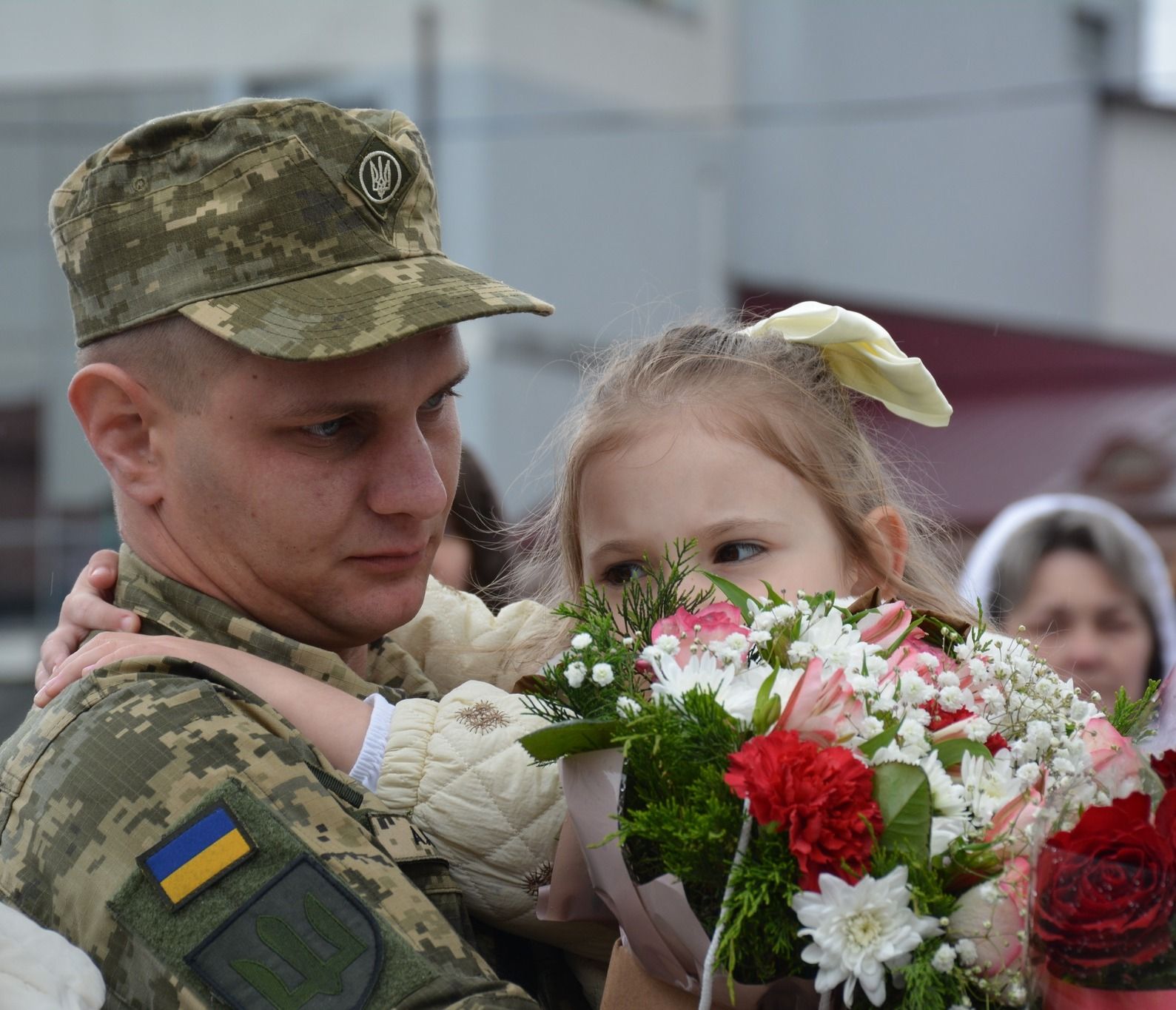 У Надвірній зустріли звільненого з полону воїна Володимира Алєксєєва 7