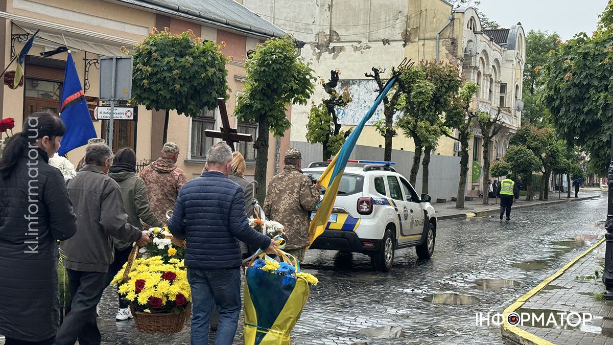 Пройшов пекло війни на різних напрямках: у Коломиї попрощалися з воїном Олександром Григорцівим 9