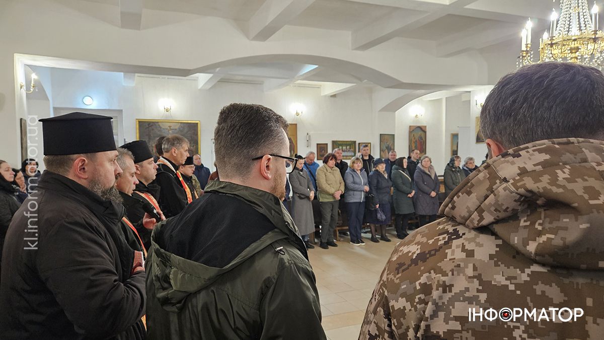 Коломия провела в останню дорогу захисника Миколу Михайлищука 4