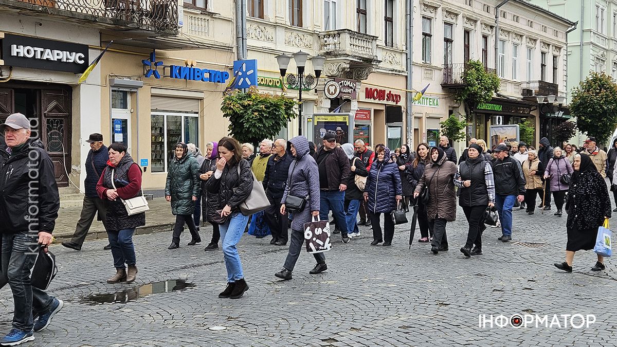 Коломия провела в останню дорогу захисника Миколу Михайлищука 18