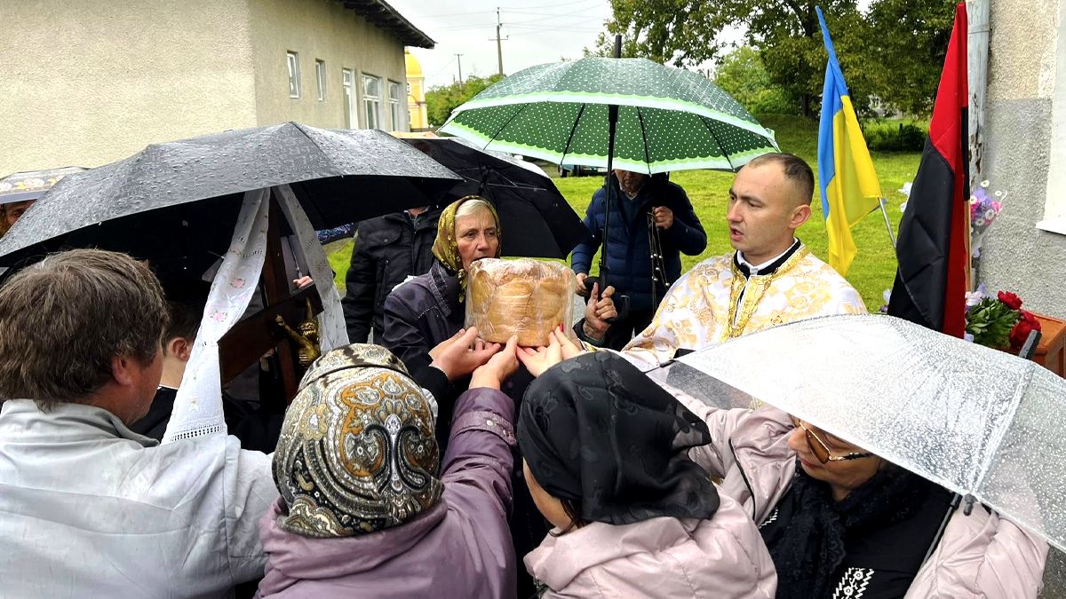 На Городенківщині відкрили меморіальну дошку загиблому захиснику Івану Григор’єву 3