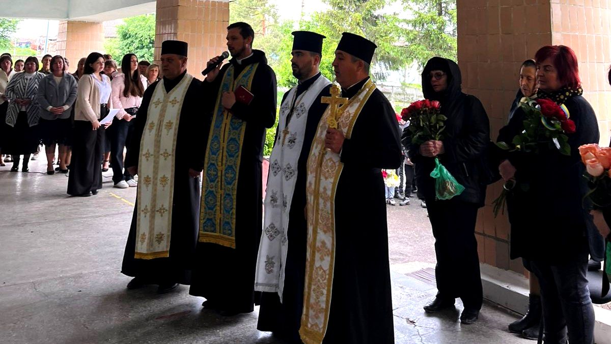 Меморіальну дошку полеглому Андрію Долинському відкрили на Городенківщині 3