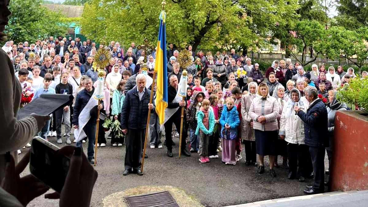 Меморіальну дошку полеглому Андрію Долинському відкрили на Городенківщині 2