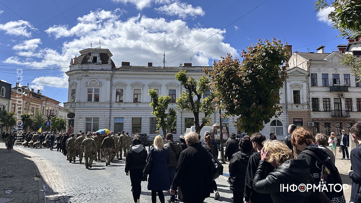 У Коломиї попрощались із загиблим Героєм Володимиром Шевагою 2
